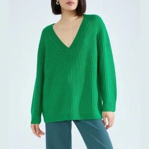 Babaton Roger Merino Wool Relaxed V-Neck Sweater